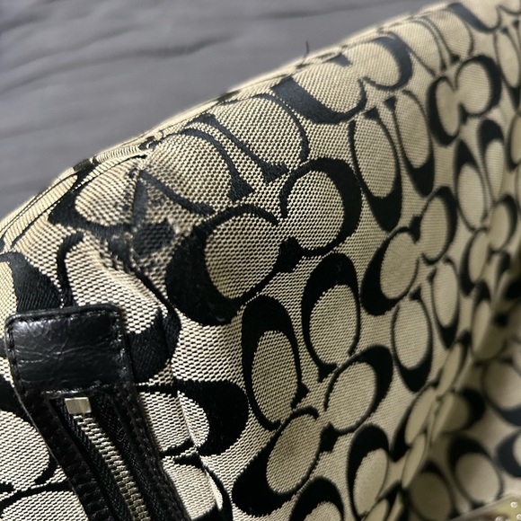 Coach Gallery Signature Tote Shoulder Bag Black and Tan Canvas and Leather - Picture 15 of 16